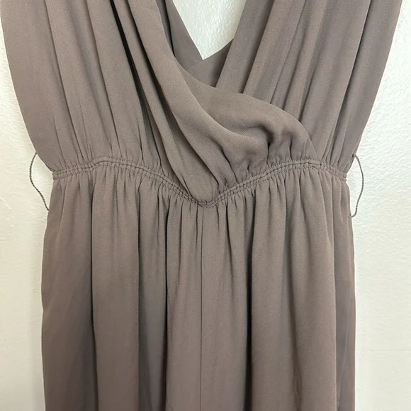 Aritzia Babaton Maximillian Wide Leg V-Neck Culotte Jumpsuit in Taupe - Picture 9 of 12